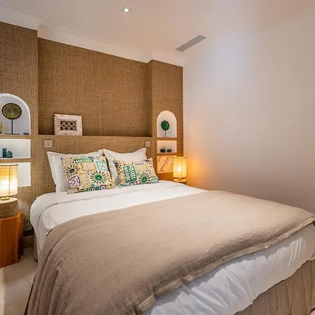 Villa Taman 3 Chambres, Proche Plage&centre-ville