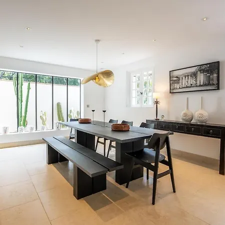 Taman 3 Chambres, Proche Plage&centre-ville